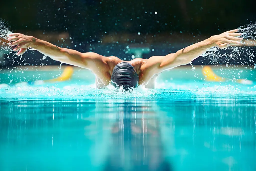 Quali sono tutti gli stili del nuoto e le loro caratteristiche