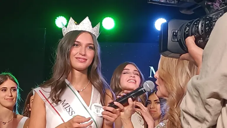 Miss Italia 2023, Francesca Bergesio è La Nuova Regina di Bellezza Italiana.