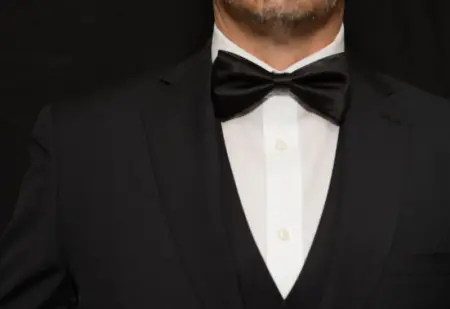 Come vestirsi per un evento in black tie: la guida definitiva al dress code uomo