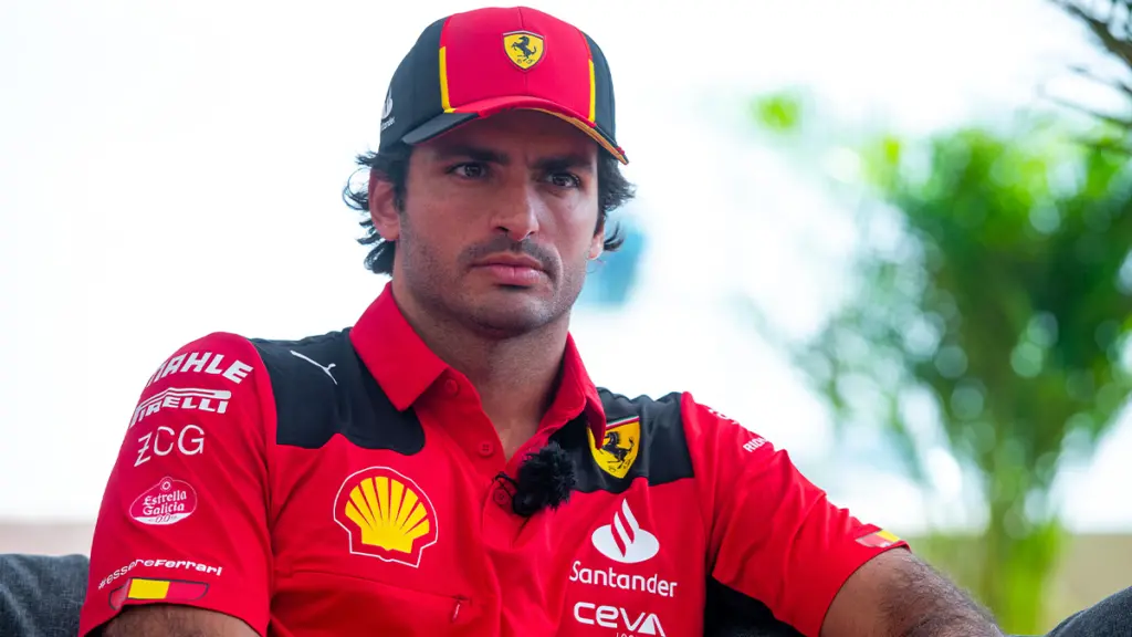 carlos sainz ferrari 2024