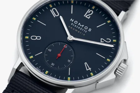 NOMOS Glashütte Ahoi