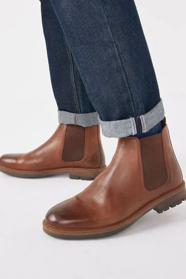 Chelsea Boots con Suola Carrarmato